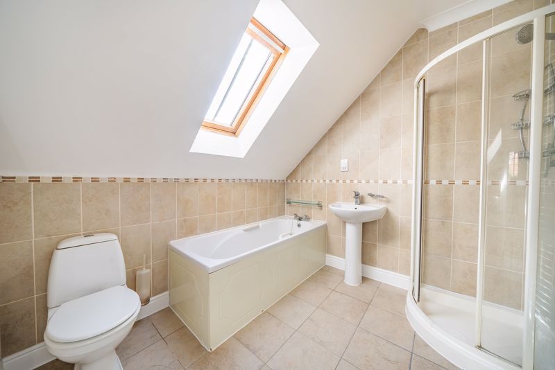 En-suite- click for photo gallery